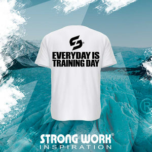 T-SHIRT EN COTON BIO STRONG WORK EVERYDAY IS TRAINING DAY POUR HOMME VUE DOS- VETEMENT DE SPORT ECO-RESPONSABLE