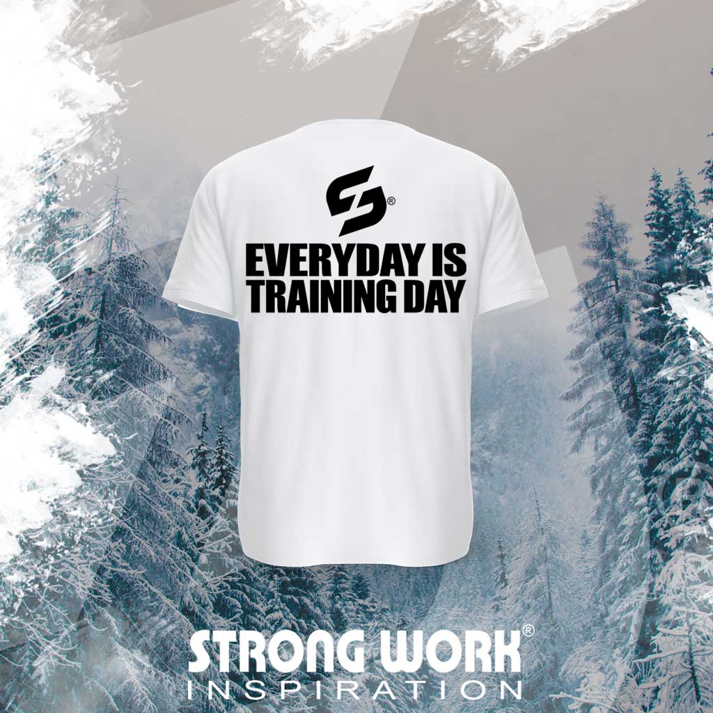 T-SHIRT EN COTON BIO STRONG WORK EVERYDAY IS TRAINING DAY POUR FEMME VUE DOS - VETEMENT DE SPORT ECO-RESPONSABLE